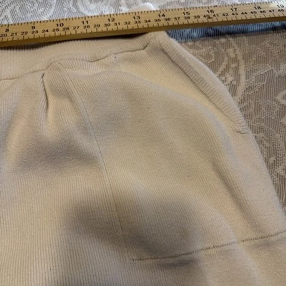 Unisex Oversized Cream Colored Sweatpants Wide Legs Large Pockets, XL 28/23